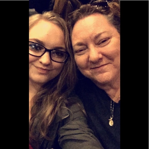 Meet your Posher, Chris - Picture 6 of 8